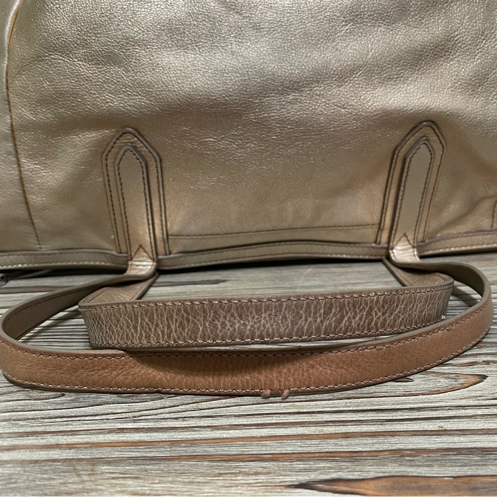 Fossil Sydney Shopper Tote Shoulder Bag Cowhide Leather Metallic Gold Zip Close - Picture 8 of 16